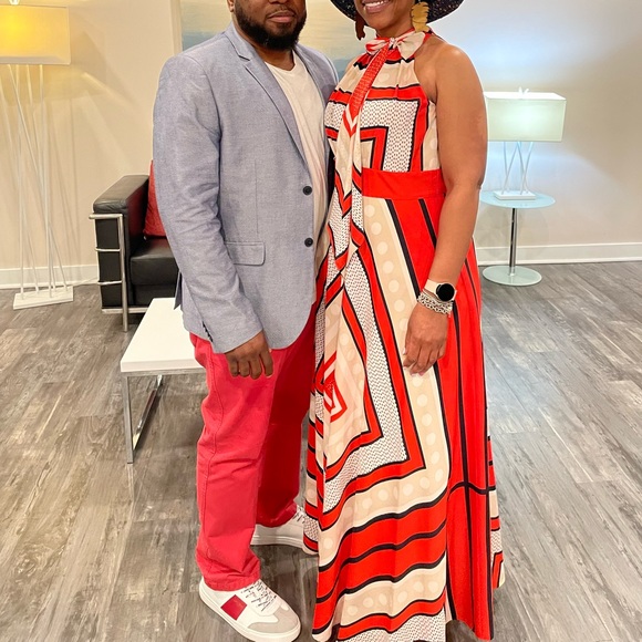 Eliza J Dresses & Skirts - Beautiful Eliza J dress